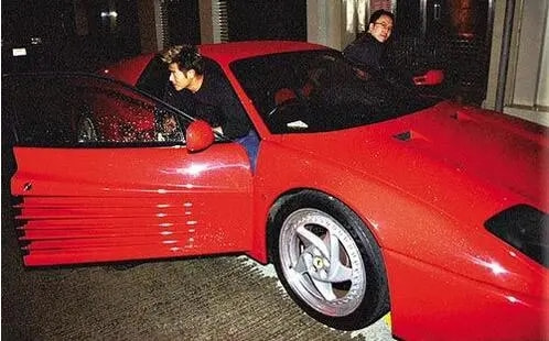 5位“賽車手”明星，林志穎一直活躍賽車圈，韓寒的成就無人能及