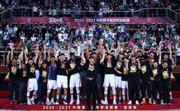 廣東隊好訊息！核心外援傷勢恢復有重大進展，杜鋒衝冠底氣更足了