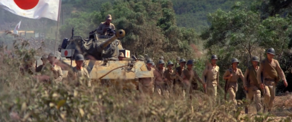 7名戰士血戰2000日軍，300倍實力懸殊，堅守陣地五天五夜！戰爭片