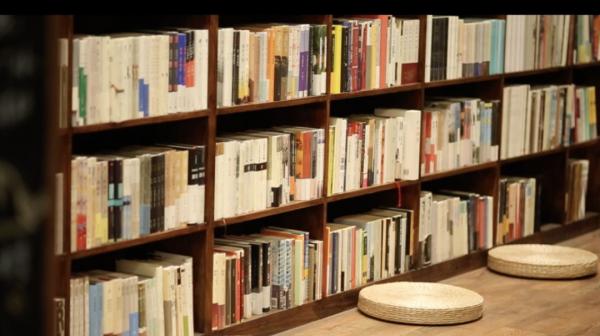 《刀鋒》:人生重要的不是對與錯,而是歷盡千帆,還堅持著自我 《刀鋒》:人生重要的不是對與錯,而是歷盡千帆,還堅持著自我