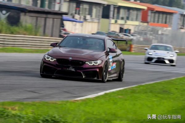 95後美女車手成長記 彭依雯駕駛寶馬M4衝上GIC最速榜