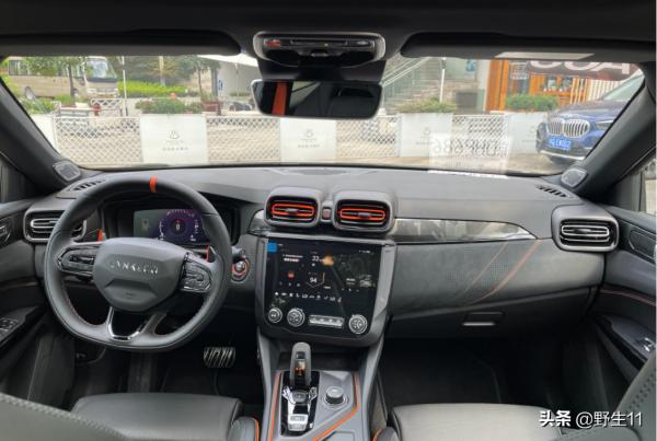 敢競爭高爾夫GTI?試駕領克02 Hatchback 敢競爭高爾夫GTI?試駕領克02 Hatchback