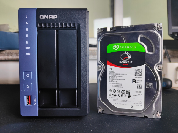 次時代NAS來了！威聯通TS-264C值不值？資料對比+拆解告訴你