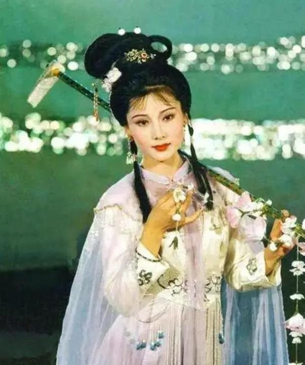 這12個媽媽專業戶，很多人叫不出她們的名字，卻都曾被她們驚豔過