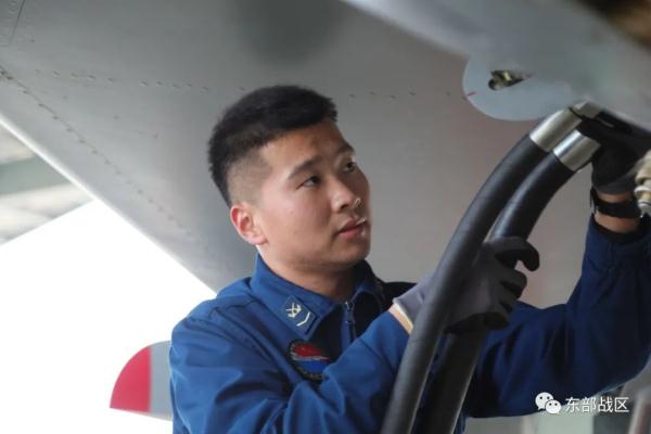 空中加油,幹得漂亮 空中加油,幹得漂亮