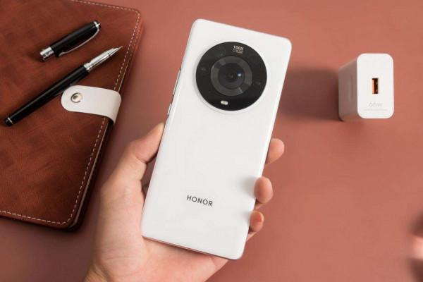 能拍高畫質月亮的4款旗艦手機，顏值高效能強，用個四五年不成問題