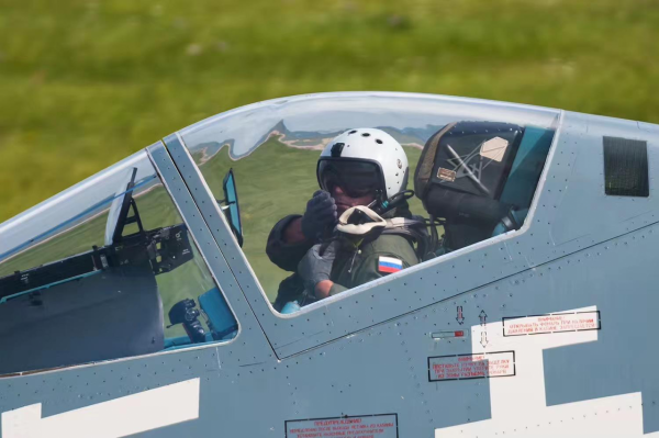 中國引進蘇35的故事：各方面都十分滿意，唯獨頭盔換成了國產的