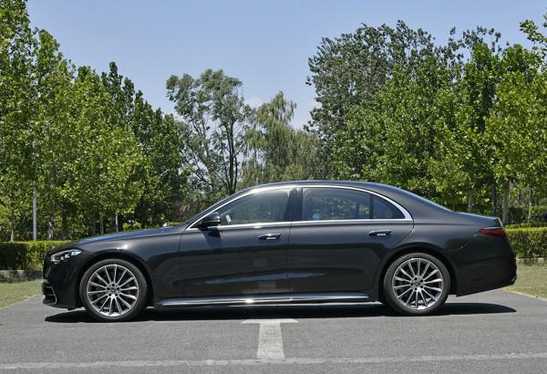 5.5秒破百的奢華行政座駕 與7系比,賓士S級能否再奪“一哥”之位 5.5秒破百的奢華行政座駕 與7系比,賓士S級能否再奪“一哥”之位