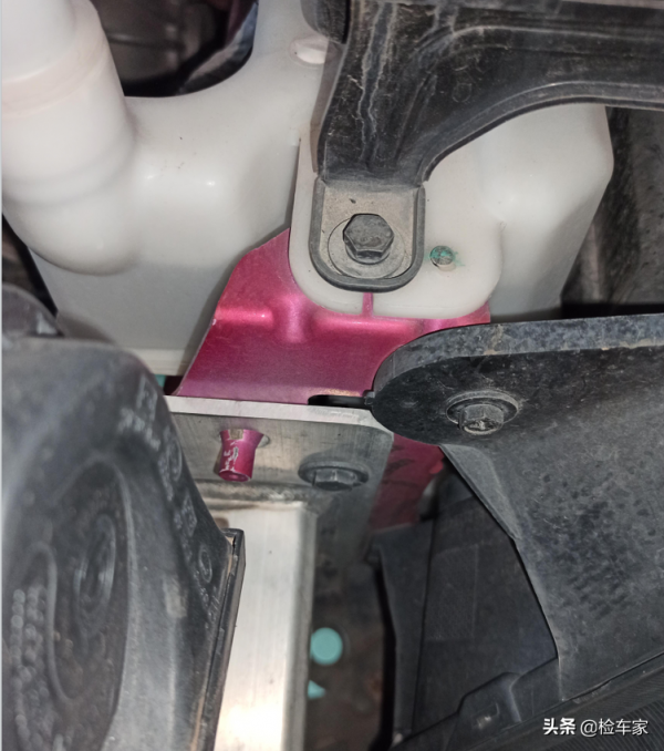 最貴的寶駿車，經不住掉價快，8萬買臺九成新的RS5值不值？