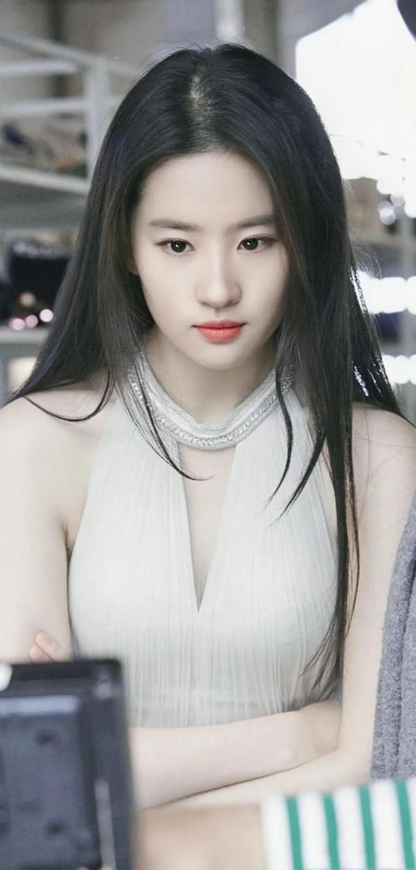 神仙顏值劉亦菲寫真集 神仙顏值劉亦菲寫真集