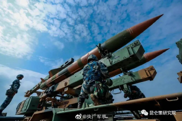 喬新生:中國在南海應當採用阻擊戰術 喬新生:中國在南海應當採用阻擊戰術