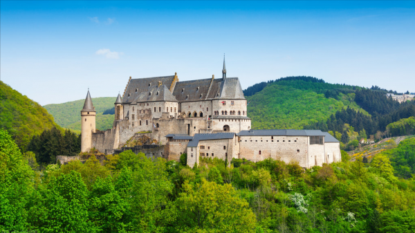 全球最有錢的十個國家，瑞士僅排第八，迪拜勉強擠進前三？