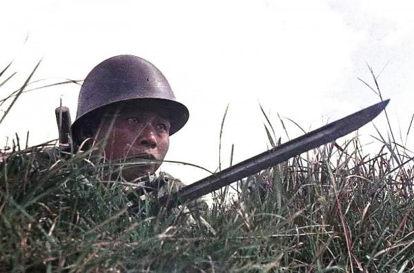 電影《長津湖》中有志願軍戴鋼盔，在真實歷史上情況如何？