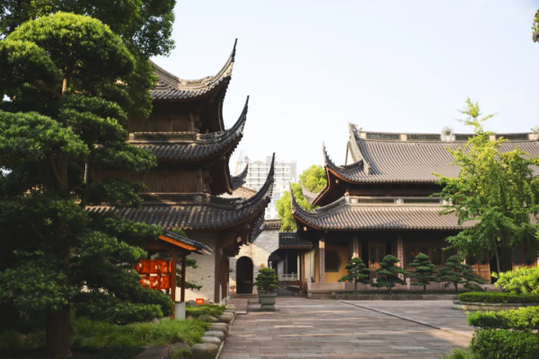 別再說什麼小京都了，寧波這些寺廟來打臉了
