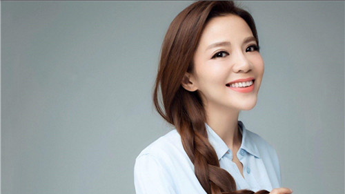 文聯晚會主持陣容曝光，任魯豫再次扛大樑，張若昀唐藝昕將同臺？