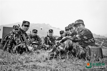 在吃苦中品味成長,這是他們苦中釀蜜的軍校浪漫 在吃苦中品味成長,這是他們苦中釀蜜的軍校浪漫