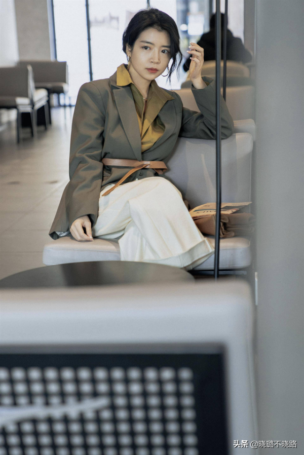 中年不想被叫“大媽”,就少穿這3種“顯老色”,拉低檔次沒氣質 中年不想被叫“大媽”,就少穿這3種“顯老色”,拉低檔次沒氣質