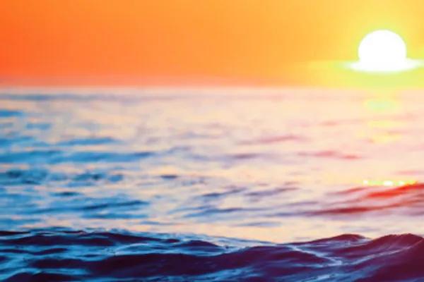 如何賺到第一桶金