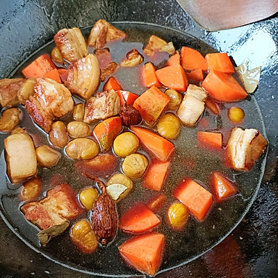 爆好吃!吃這菜板慄胡蘿蔔燉肉,米飯你得多備點 爆好吃!吃這菜板慄胡蘿蔔燉肉,米飯你得多備點