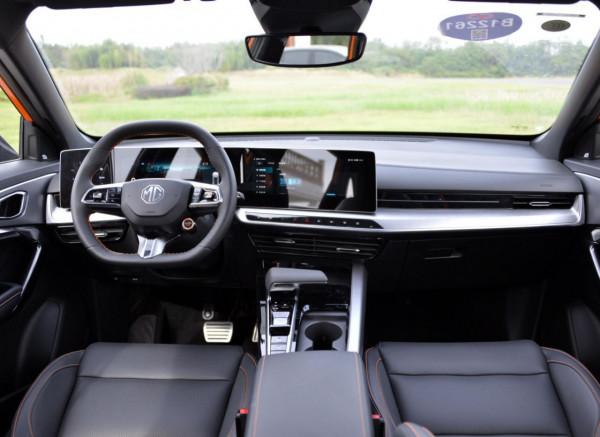 2021好車推薦:MG ONE,顏值即正義! 2021好車推薦:MG ONE,顏值即正義!