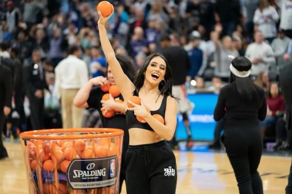 NBA退役球員人生槽點之單換科比的迪瓦茨