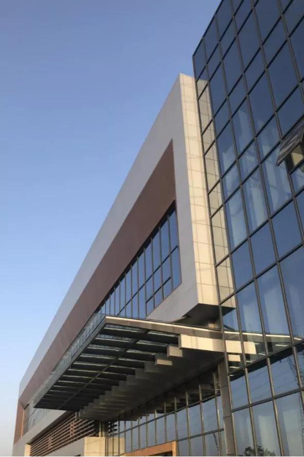 產城融合:湖南城陵磯華為新金寶高階製造基地 / 湖南設計 產城融合:湖南城陵磯華為新金寶高階製造基地 / 湖南設計