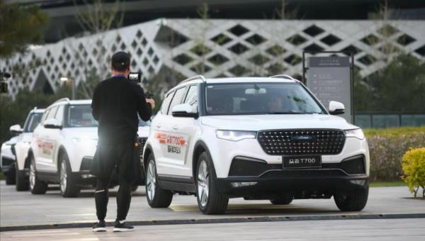 2年虧200億，國產車企瀕臨破產，經銷商絕食討債，老闆已套現離場