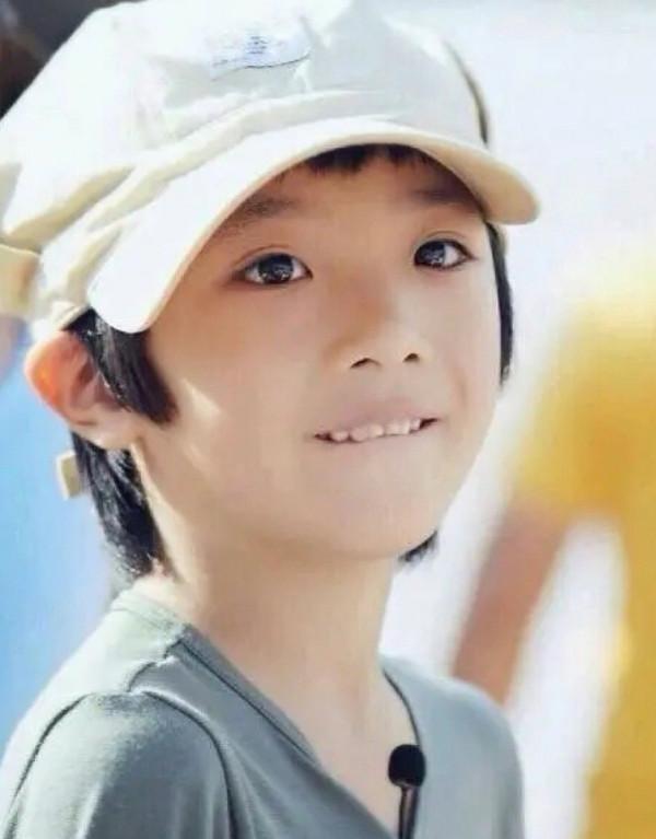 費曼、夏天變肉臉,石頭成壯漢,《爸哪》萌娃沒幾個能認出來了 費曼、夏天變肉臉,石頭成壯漢,《爸哪》萌娃沒幾個能認出來了