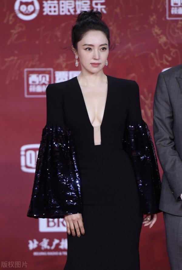 雪花女神龍董璇，兒時的美好回憶