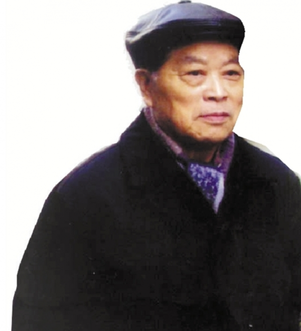 “主席頭”如何產生?錢水桃為毛主席理完髮,主席:好像年輕10歲 “主席頭”如何產生?錢水桃為毛主席理完髮,主席:好像年輕10歲