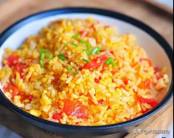 剩飯怎麼辦？不要緊，這樣炒一炒，粒粒分明，香氣四溢