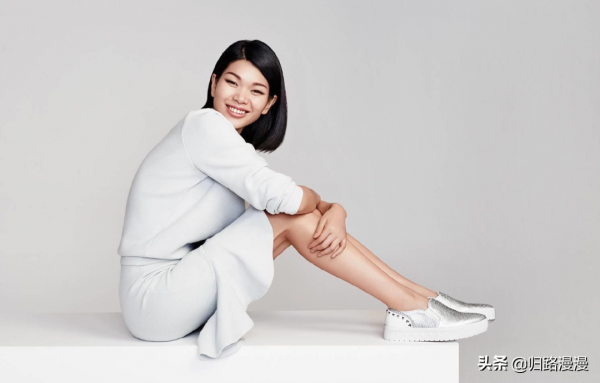 呂燕：天生一雙眯眯眼，被稱作第一醜模，她憑什麼當時尚女王？