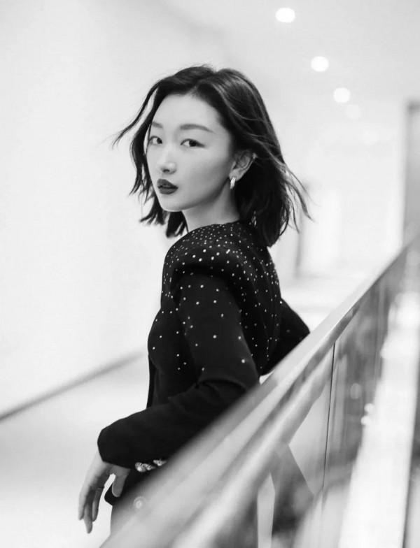 周冬雨的臉一上鏡就是高階電影臉