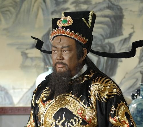 北宋奇案：妙齡女暗許窮書生，三人丟了性命，包公觀樹葉後破奇案