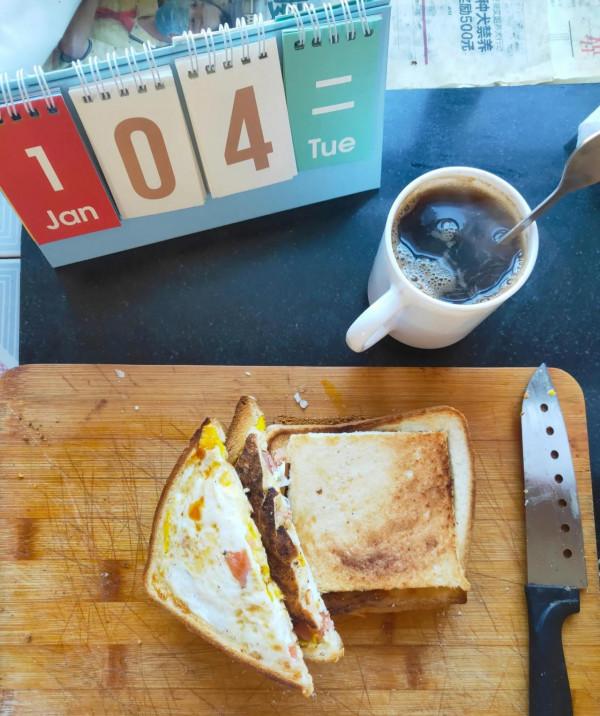 減肥第一天，放肆大吃的這幾天也沒有漲稱