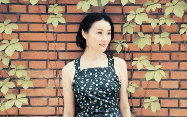 看娛樂圈這3位中代女演員，才知道真正有本事的人，大多很低調