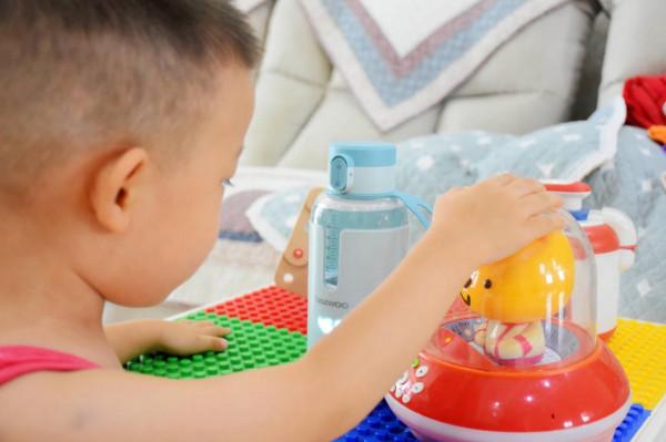 無線便攜，智慧恆溫。帶娃外出喝水、泡奶的最佳解決方案