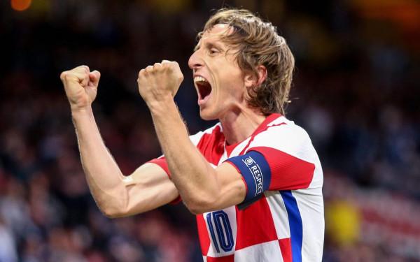 梅羅時代的註腳——誰才是足壇真正的第三人？