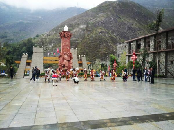 揭秘一個神秘而古樸的東方古堡…