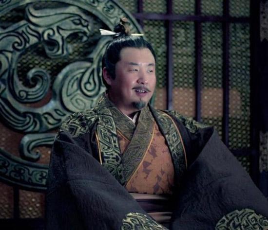 胡歌憑什麼毀容了卻更紅?連金庸都贈言:渡過大難,將有大成 胡歌憑什麼毀容了卻更紅?連金庸都贈言:渡過大難,將有大成