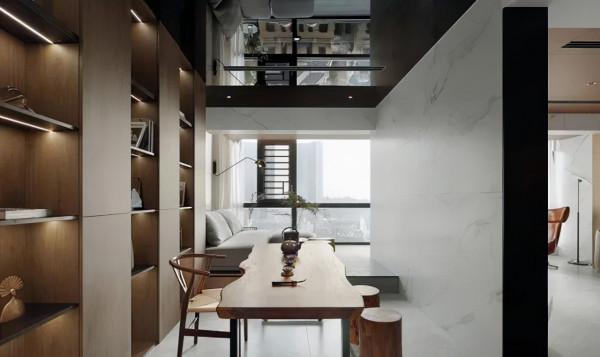 140㎡整出70㎡收納空間,還有超大落地窗,從早美到晚 140㎡整出70㎡收納空間,還有超大落地窗,從早美到晚