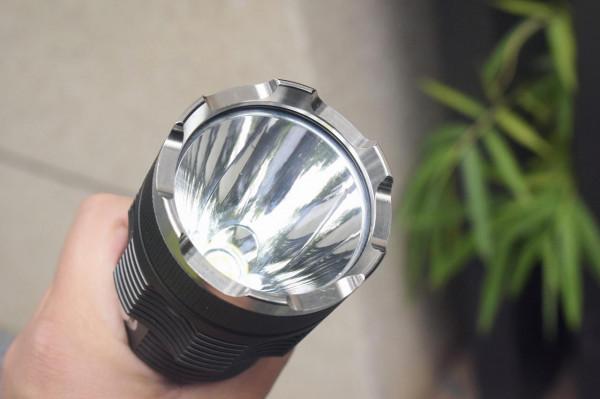 照亮黑夜的一束光！——在路上X6 USB戶外手電體驗