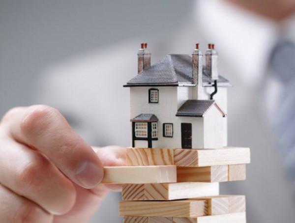 手握60萬現金，2022年適合買房還是存銀行？現在有答案了