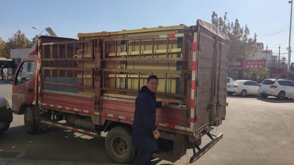 會議室升級改造,德恪110寸商用液晶顯示器讓您會議辦公更高效 會議室升級改造,德恪110寸商用液晶顯示器讓您會議辦公更高效