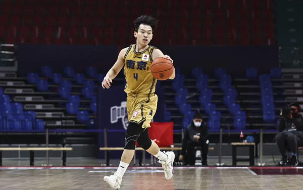 6記三分！球隊25連敗，但霍楠選的2輪秀，卻要打出來了？神射手啊