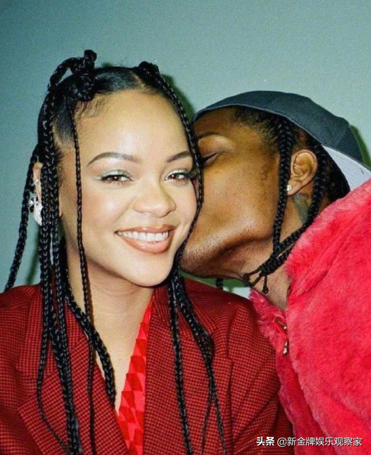 蕾哈娜懷孕了？下令工作人員不允許飲酒吸菸，近照小腹已微凸