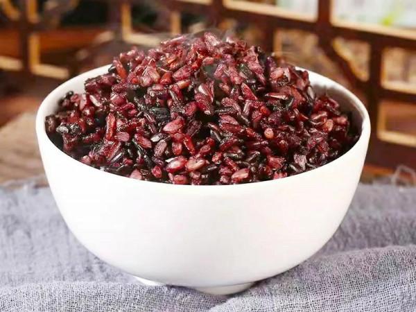 入秋後記得給孩子吃十種健康果蔬，營養豐富價格親民，人人吃得起