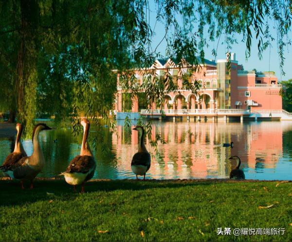 深秋了，泡湯去！這7家精品溫泉度假村值得一住