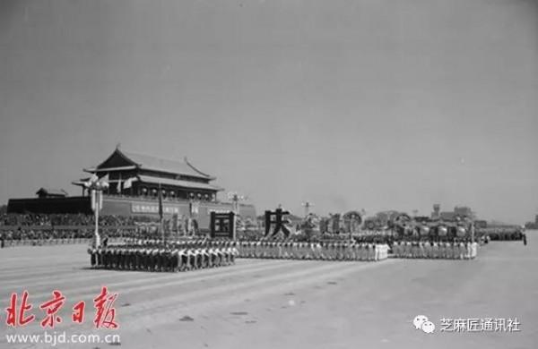 這30張照片裡的天安門，連老北京都未必見過
