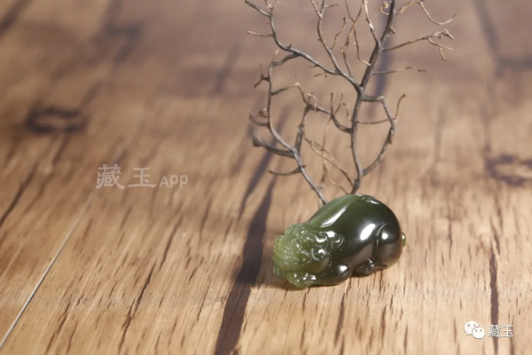 和田玉里那些獨特的玉質!有些很稀少,有些價很高 和田玉里那些獨特的玉質!有些很稀少,有些價很高